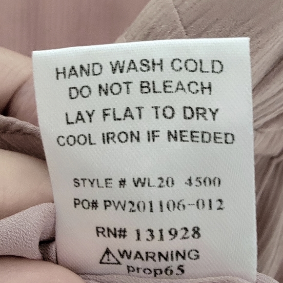 A blousy jumpsuit fully lined (except sleeves). - Picture 4 of 5